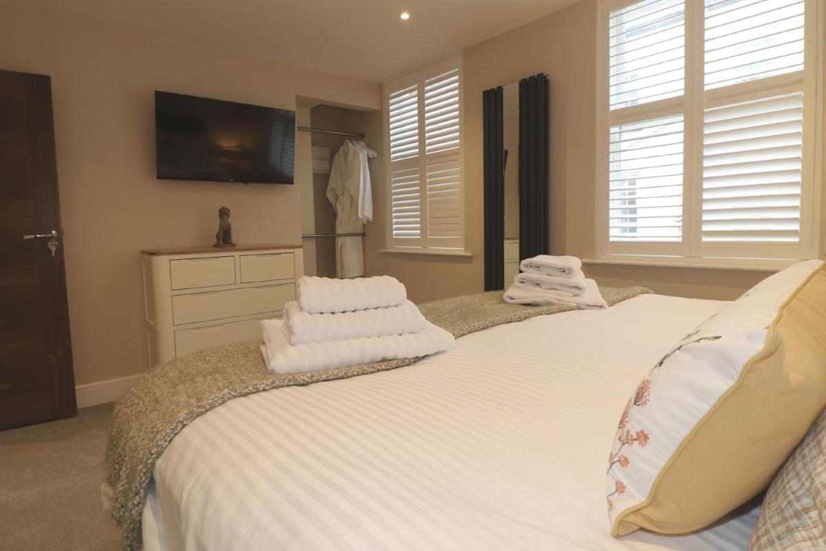 Ashbourne Luxury Suites Exterior photo